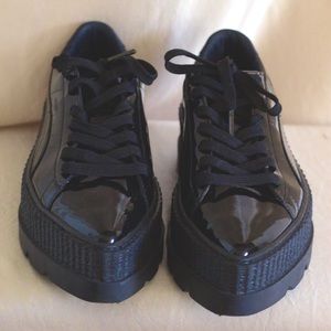 ❌ SOLD IN PERSON ❌  Fenty x Puma Platform Black Pointed Creepers
